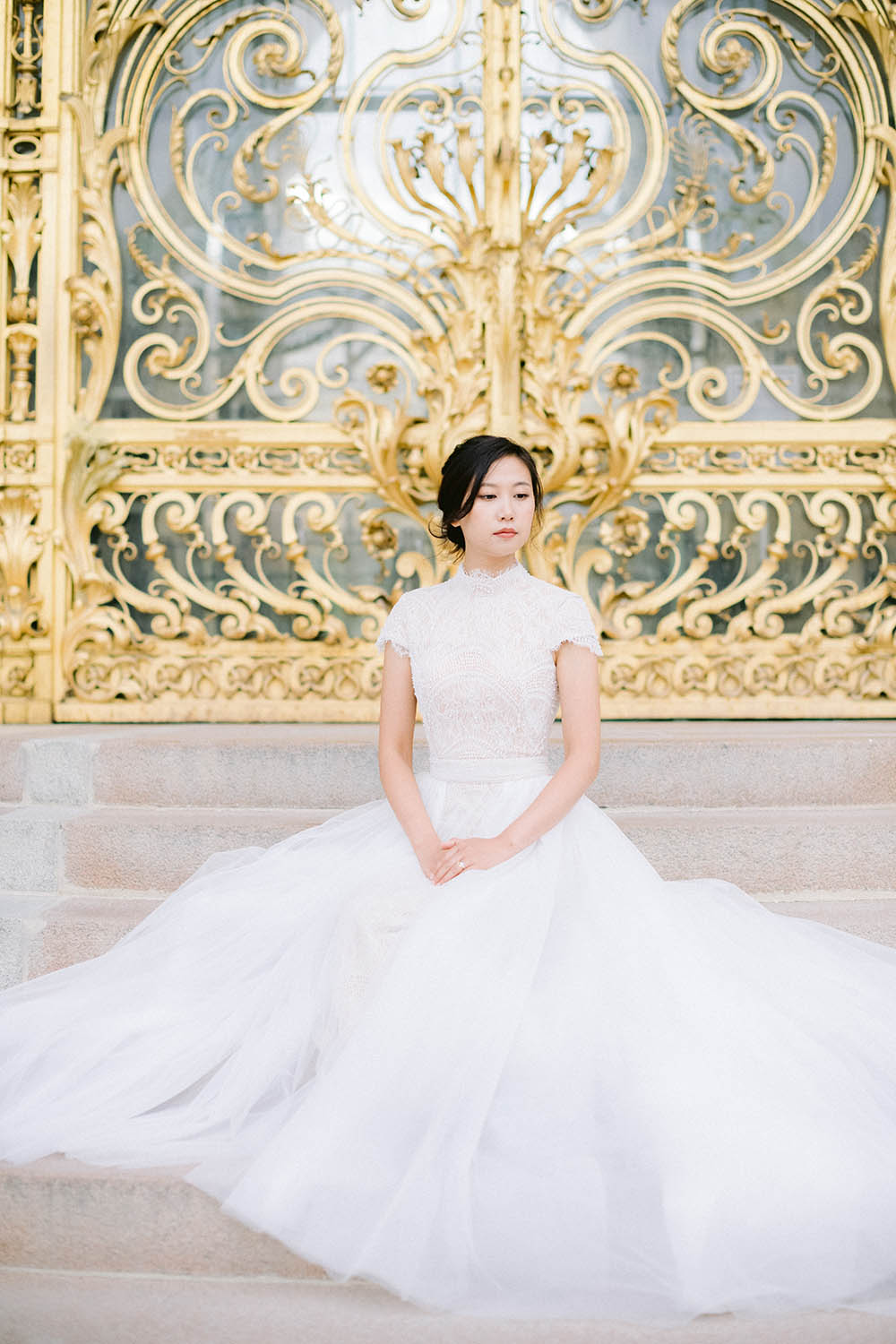 a bride with a beautiful weddign dress ersa atelier